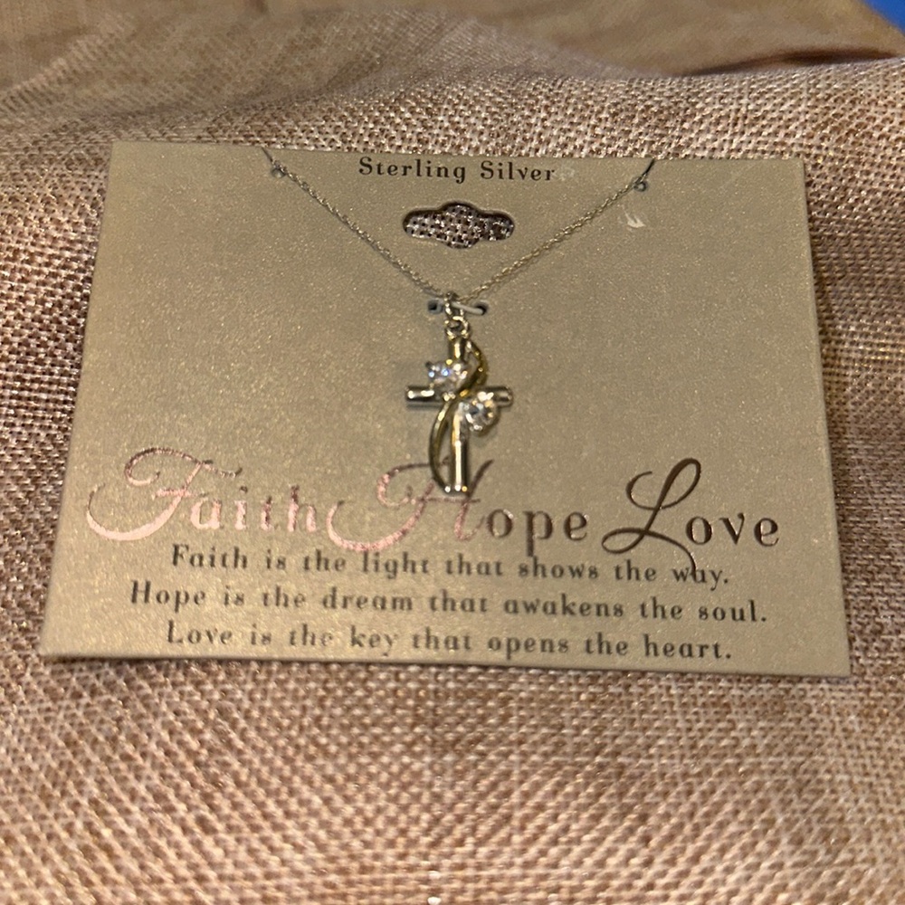 Sterling silver Faith Hope and Love necklace !